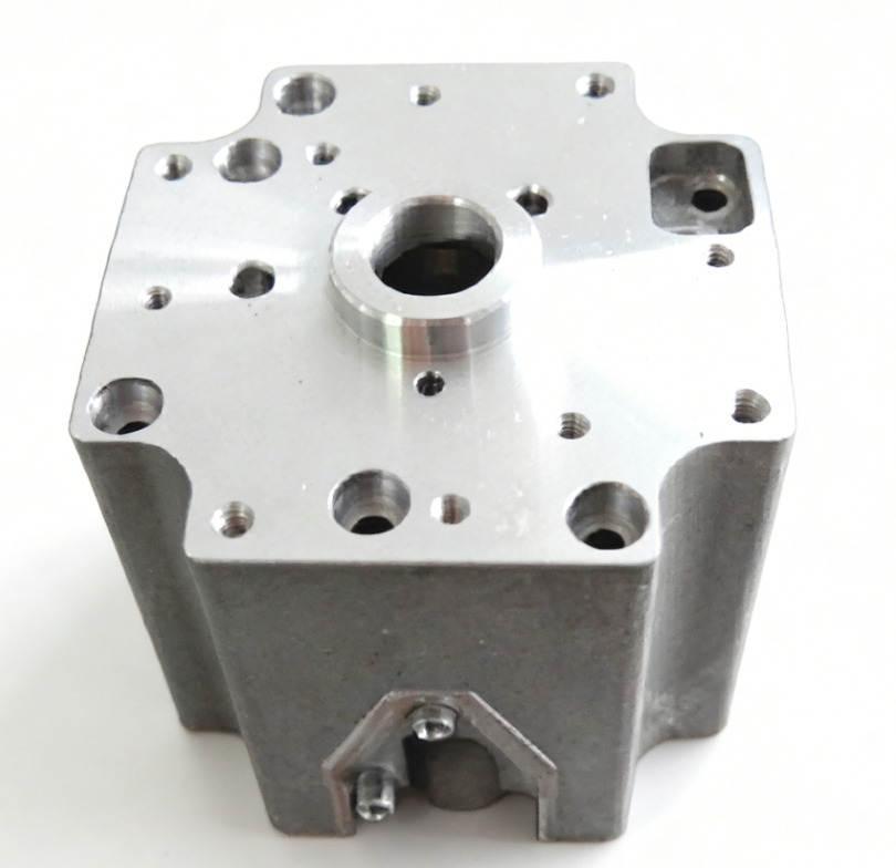  サーボモーター